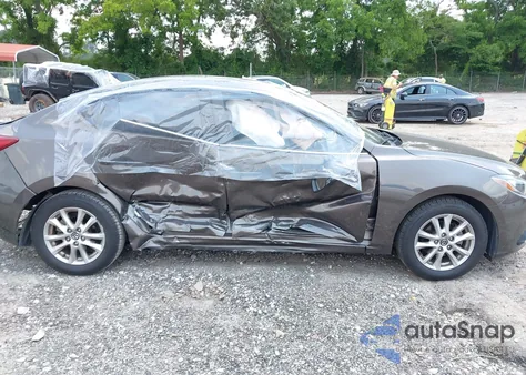 2016 Mazda Mazda3 I Touring z USA, uszkodzony, nr VIN 3MZBM1V79GM247613